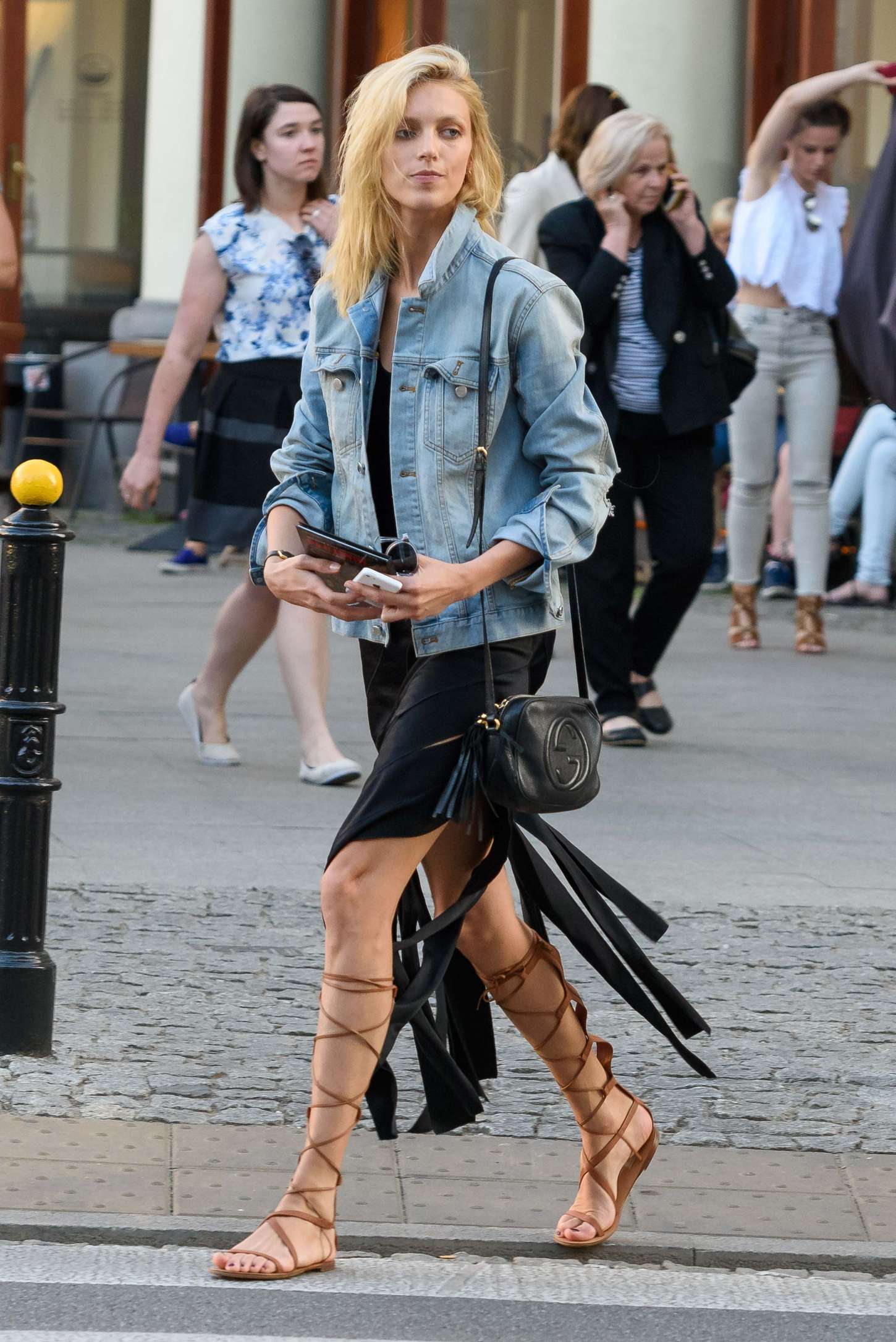 Anja Rubik Leggy In Black Dress Gotceleb