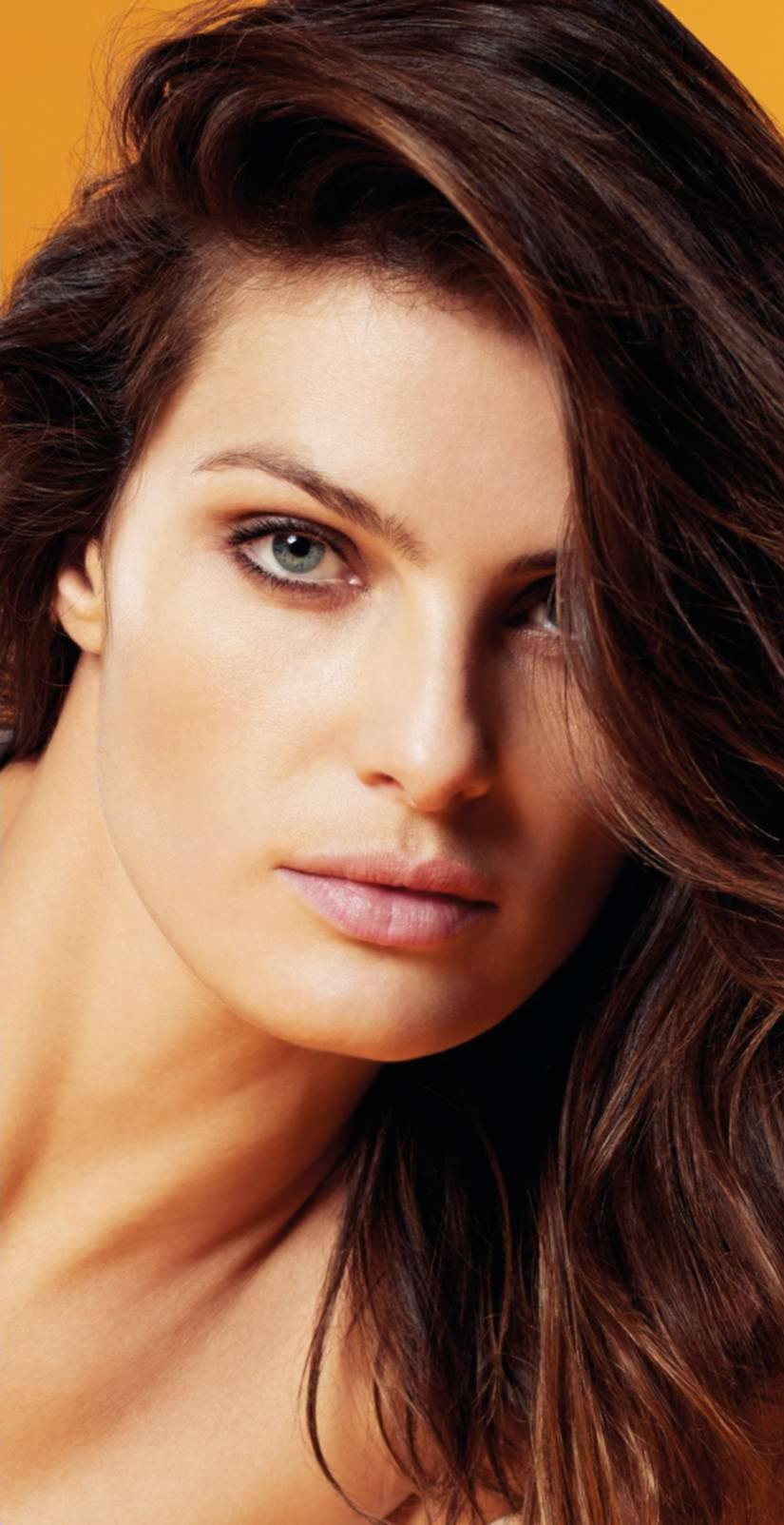 Isabeli Fontana: Elle France 2016 -09 – GotCeleb