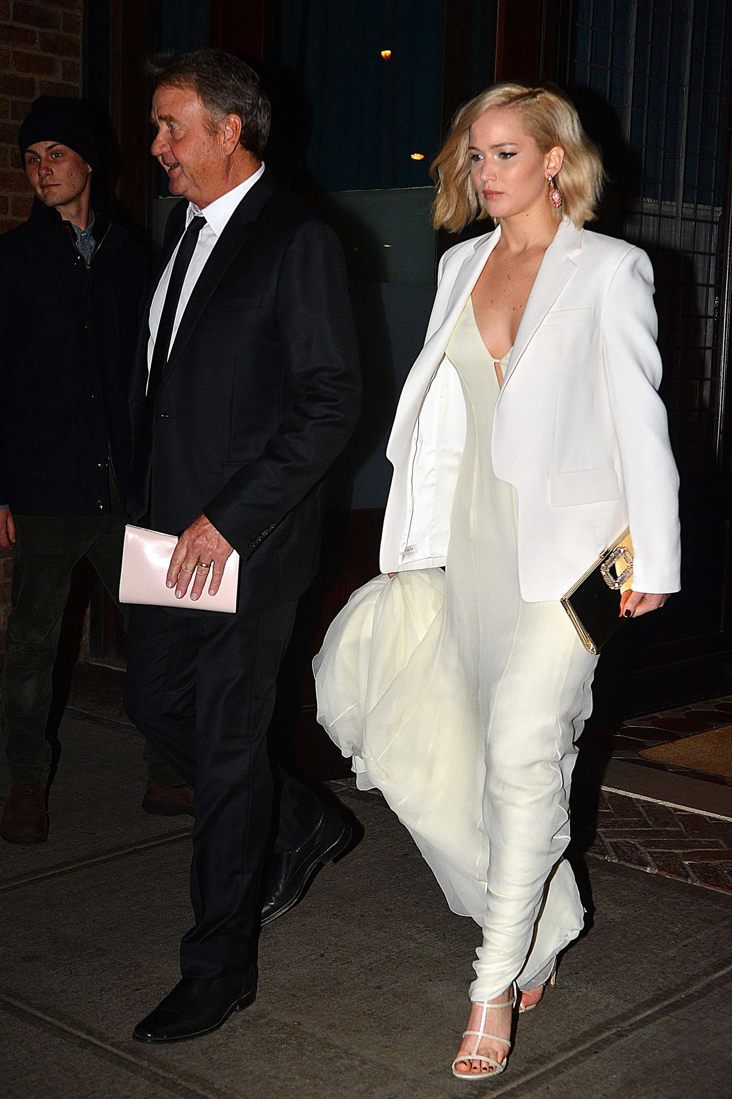 Jennifer Lawrence â€“ Leaving Greenwich Hotel in NYC