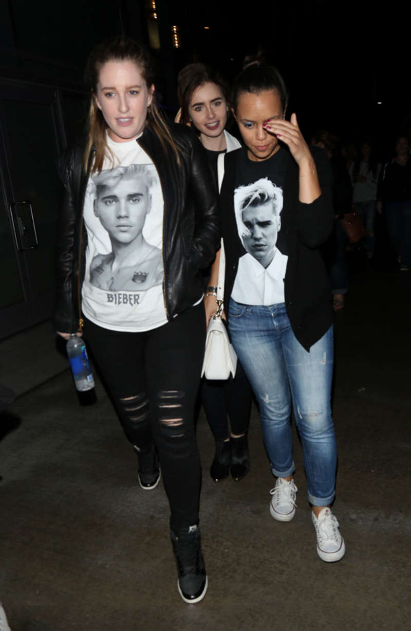 Lily Collins â€“ Attends the Justin Bieber Concert in Los Angeles