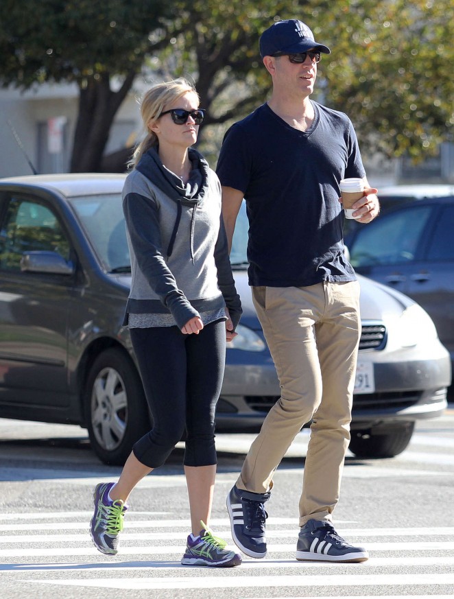 Reese-Witherspoon-in-Spandex--05-662x873.jpg