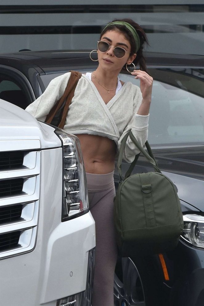 Sarah Hyland in Spandex: Hits the gym -10 – GotCeleb