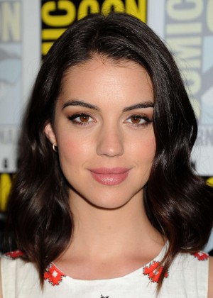 Adelaide Kane - CW Reign Panel at Comic-Con in San Diego (adds)