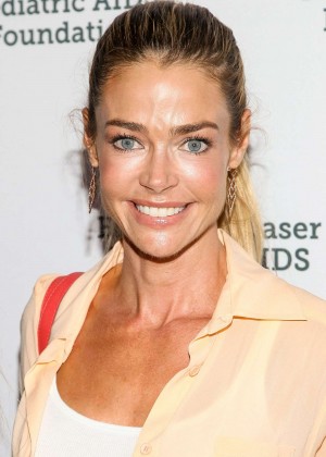Denise Richards - Elizabeth Glaser 25th Annual 'A Time for Heroes' in Culver City