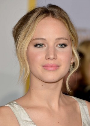 Jennifer Lawrence – The Hunger Games: Mockingjay – Part 1 LA Premiere ...