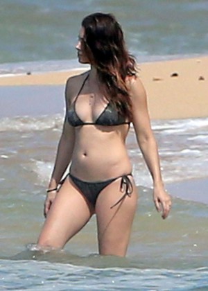 Jessica Biel in Black Bikini on a beach in Maui