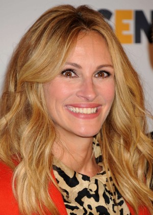 Julia Roberts - 10th Annual GLSEN Respect Awards in Beverly Hills