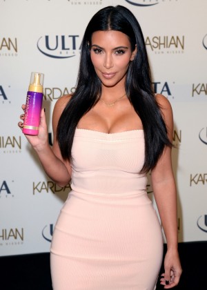 Kim Kardashian - Kardashian Sun Kissed Promo Event in LA