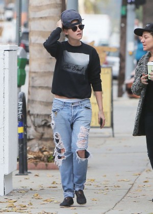 Kristen Stewart in Ripped Jeans Out in LA