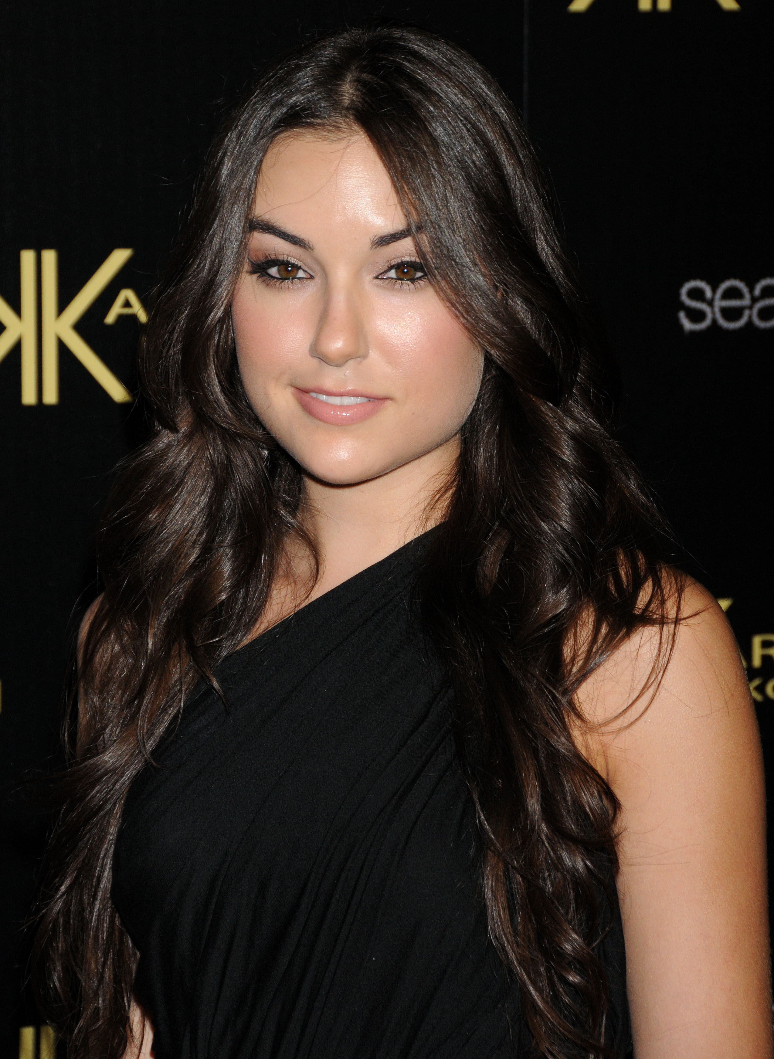 Sasha Grey Wear Black Long Dress At Kardashian Kollection-04 | GotCeleb