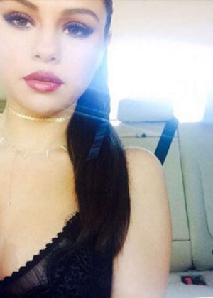 Selena Gomez - Instagram Pic