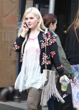 Abigail Breslin - Out and about in NYC