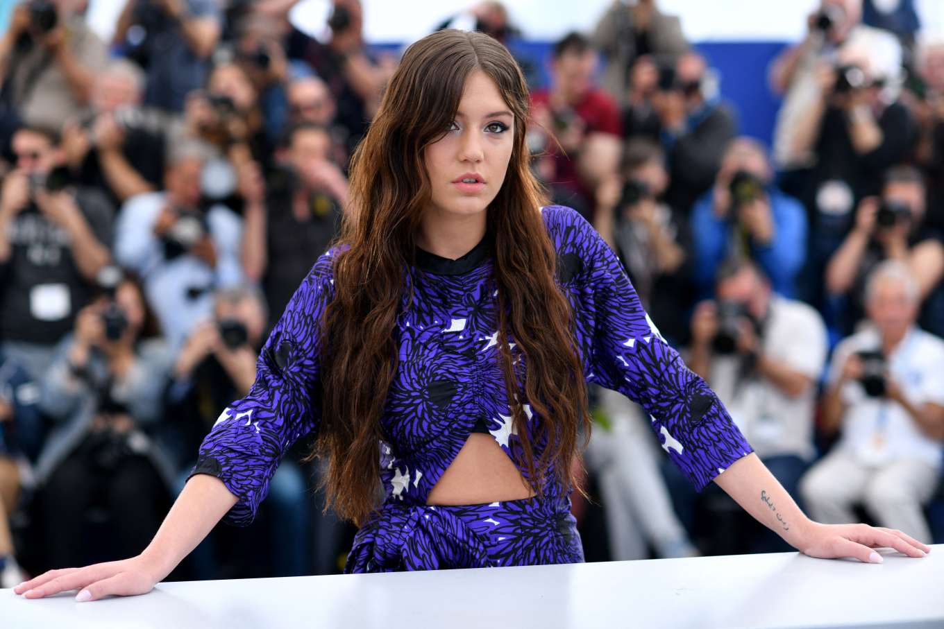 Adele Exarchopoulos: Sibyl Photocall at 2019 Cannes Film Festival-05