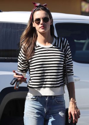 Alessandra Ambrosio - Arrives at top of the line skin care clinic in Encino