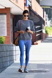 Alessandra Ambrosio - Arrives at Yoga on Hump Day in Los Angeles