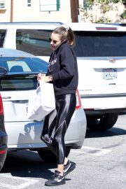 Alessandra Ambrosio - Shopping at Brentwood Country Mart in Brentwood