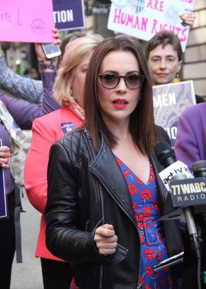 Alyssa Milano at the ERA Coalition call for ratification of the Equal Rights Amendment in NYC