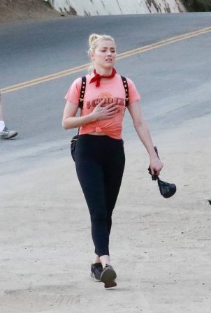 Amber Heard - Out for a hike with a friend
