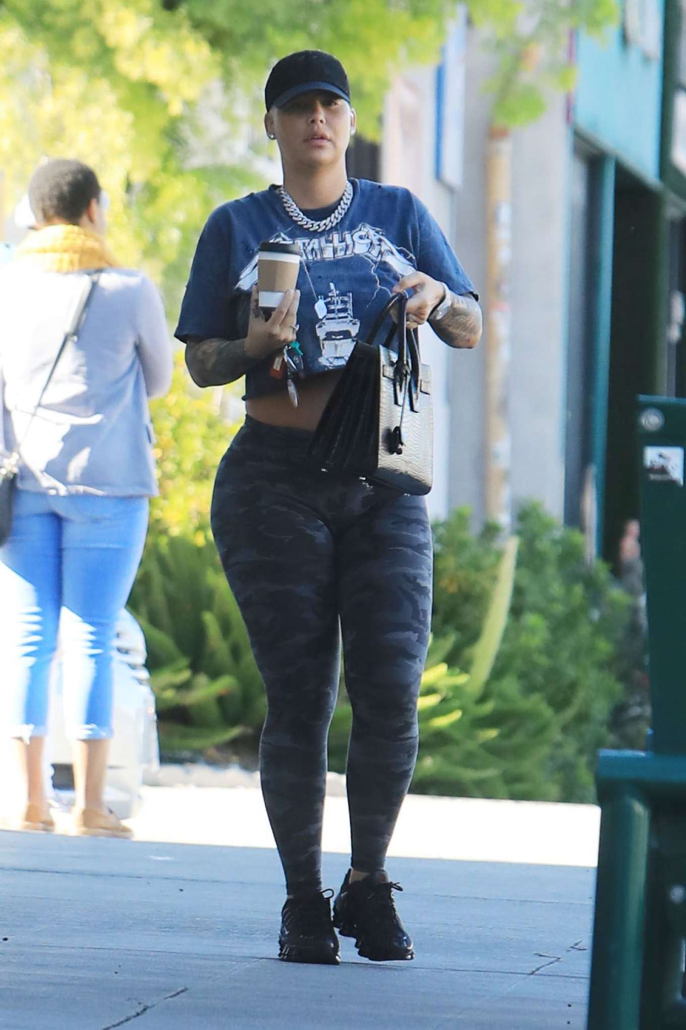 Amber Rose out running errands solo in Sherman Oaks Los Angeles-07