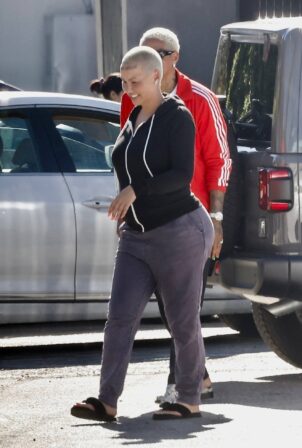 Amber Rose - Seen with Alexander Edwards in Studio City