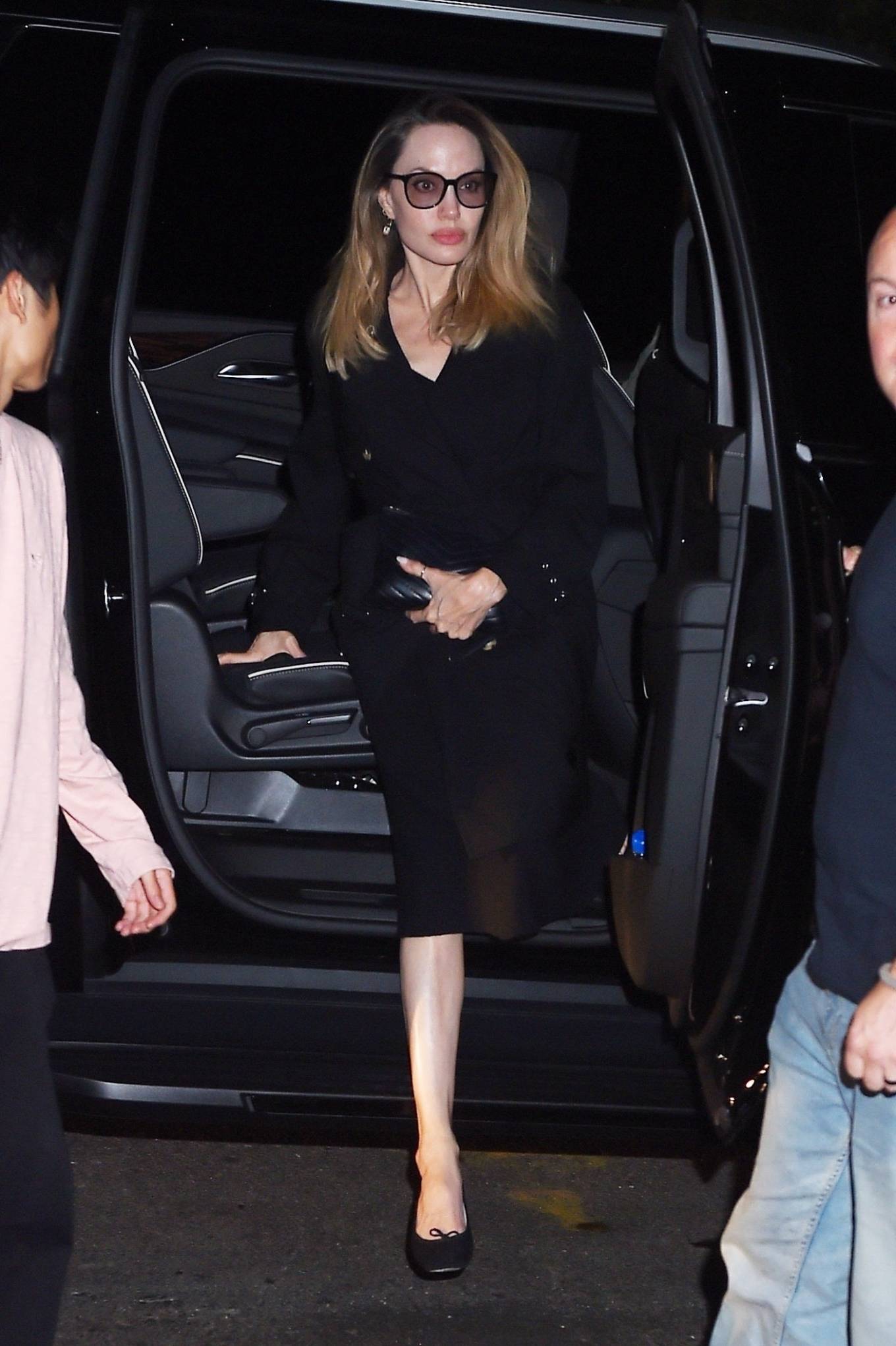 Angelina Jolie 2023 : Angelina Jolie – Dinner candids in New York-08