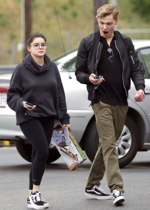 Ariel Winter and Levi Meaden - Shopping at Urban Outfitters in Studio City