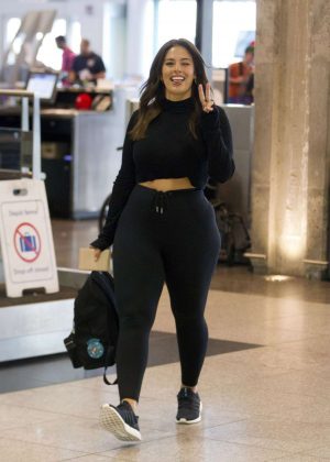 Ashley Graham - Arrives at airport in Montreal