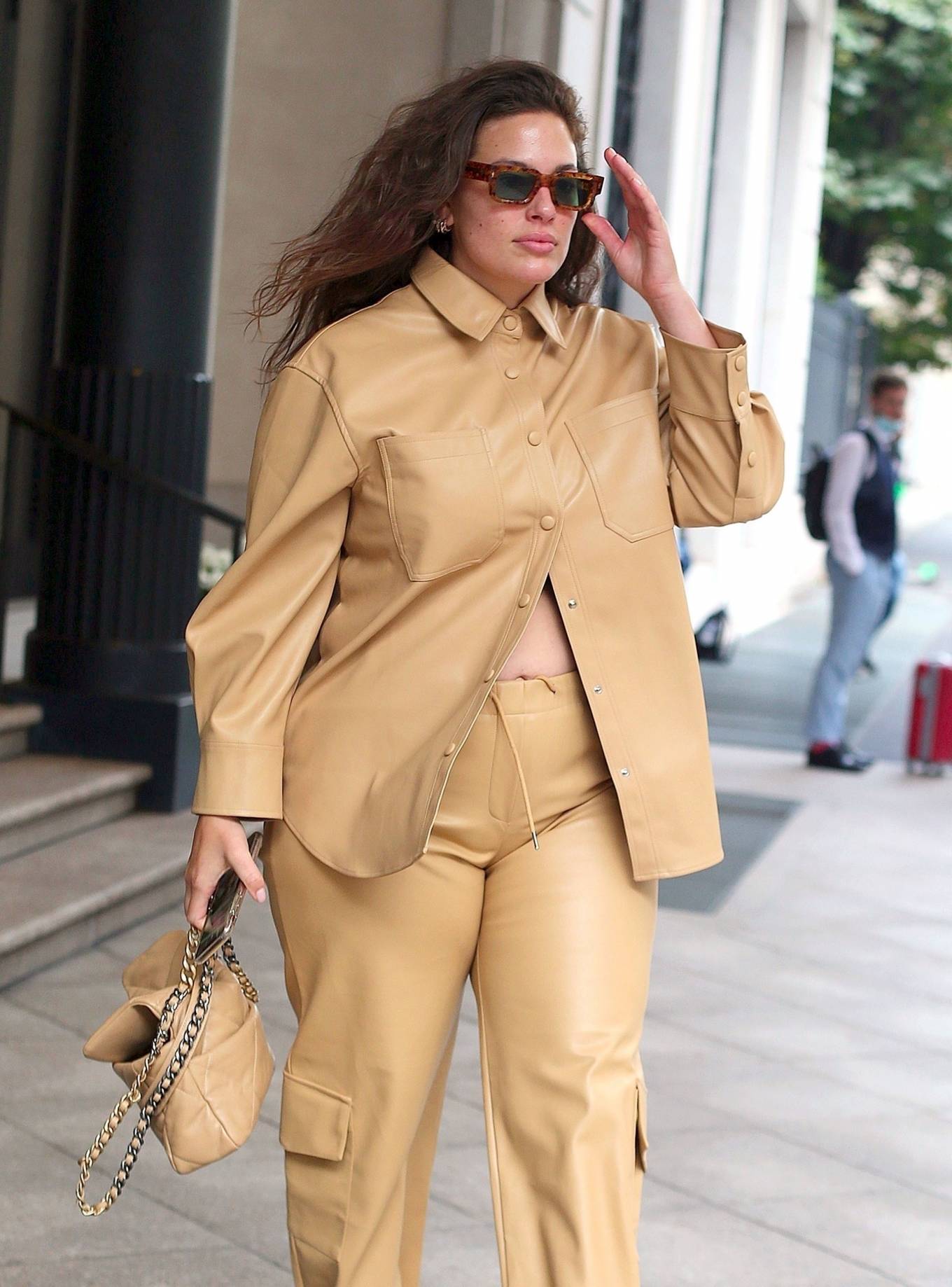 Ashley Graham – Exit from her hotel in Milan – GotCeleb
