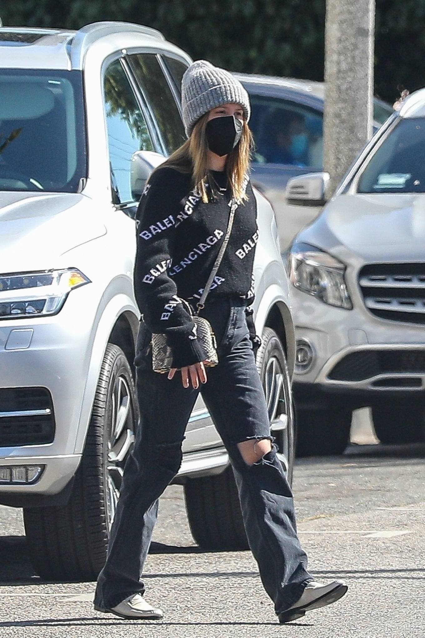 Ashley Tisdale – Dons Balenciaga sweater while shopping in Pacific  Palisades | GotCeleb