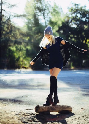 Ava Sambora - Lucas Huffman Photoshoot for Neff Headwear (October 2015)