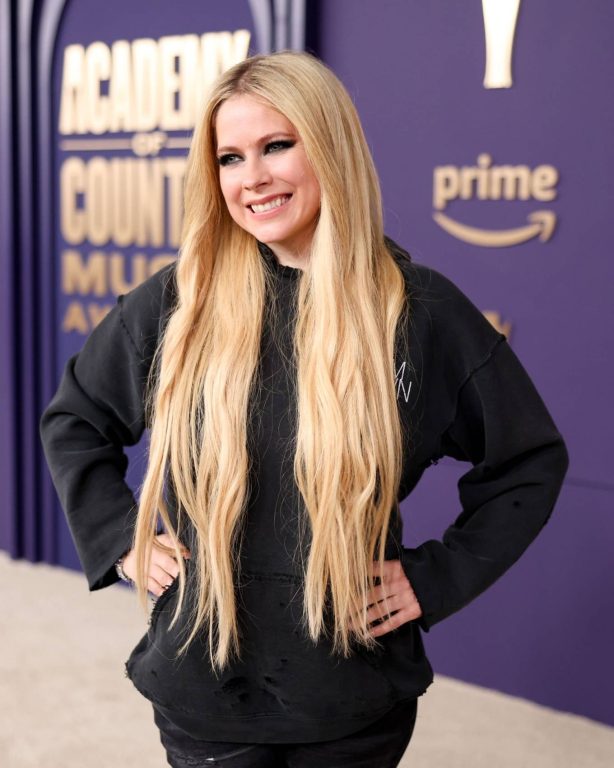 Avril Lavigne - 59th Academy of Country Music Awards in Frisco