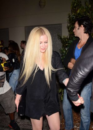 Avril Lavigne - Leaving Delilah's Restaurant in LA
