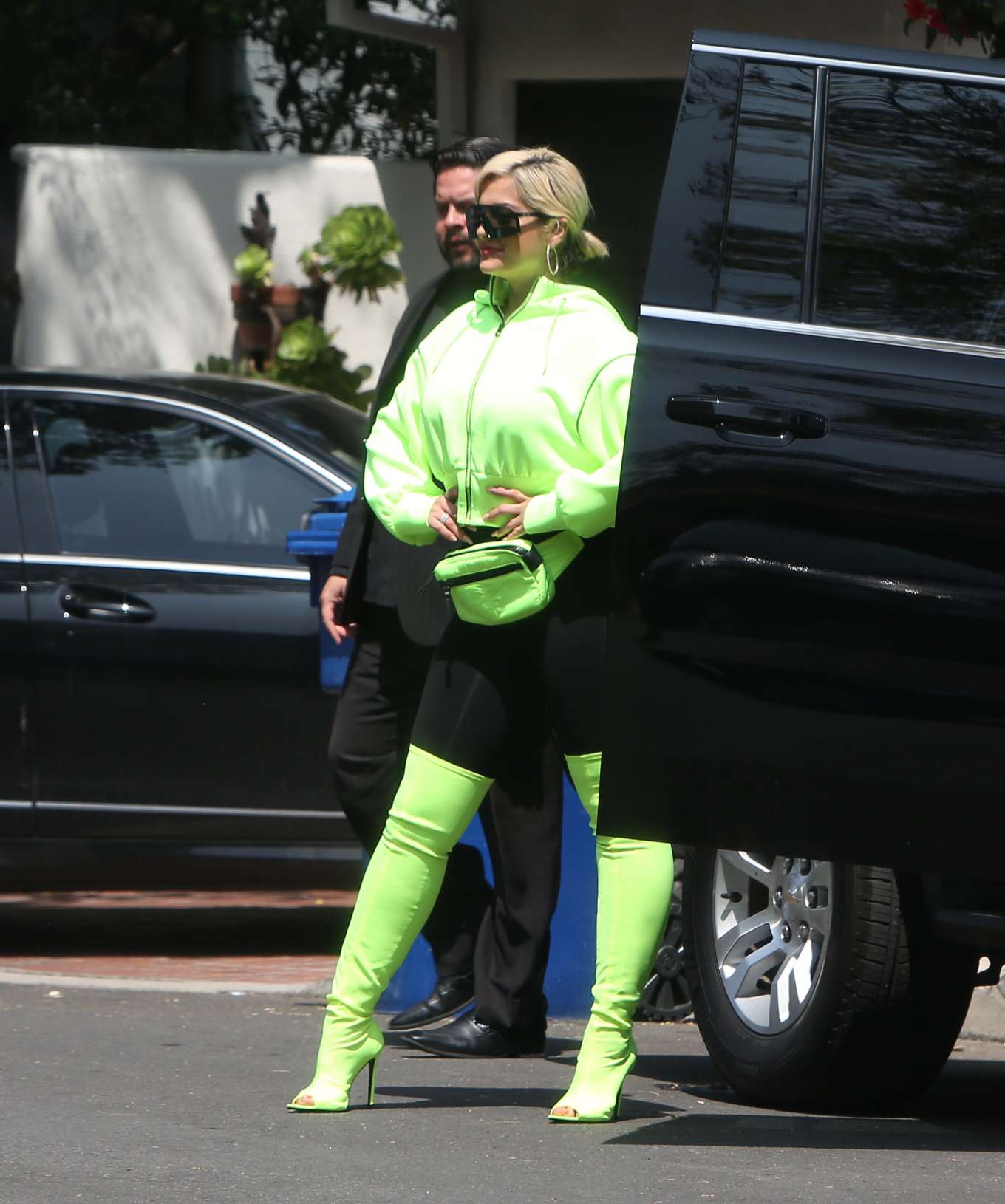 Bebe Rexa â€“ Out in Los Angeles