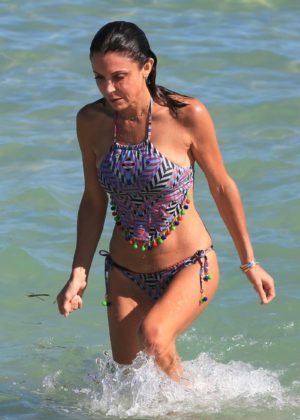 Bethenny Frankel in Bikini on the beach in Miami