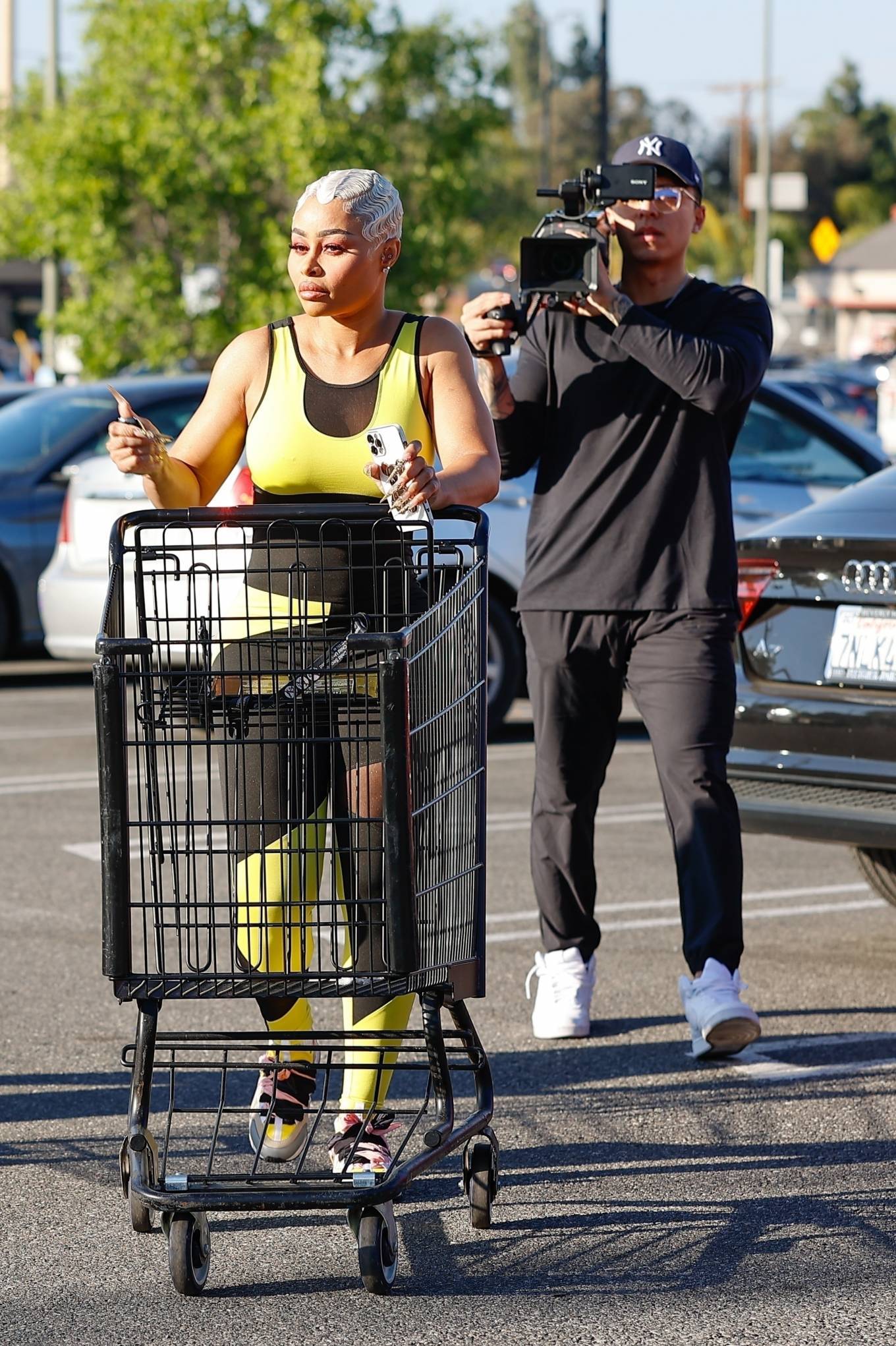 Index of /wp-content/uploads/photos/blac-chyna/on-a-grocery-shopping