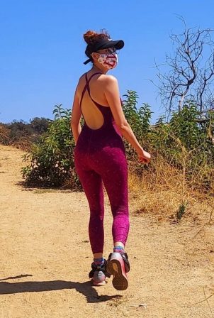 Blanca Blanco - Solo hike on Runyon Canyon in Los Angeles