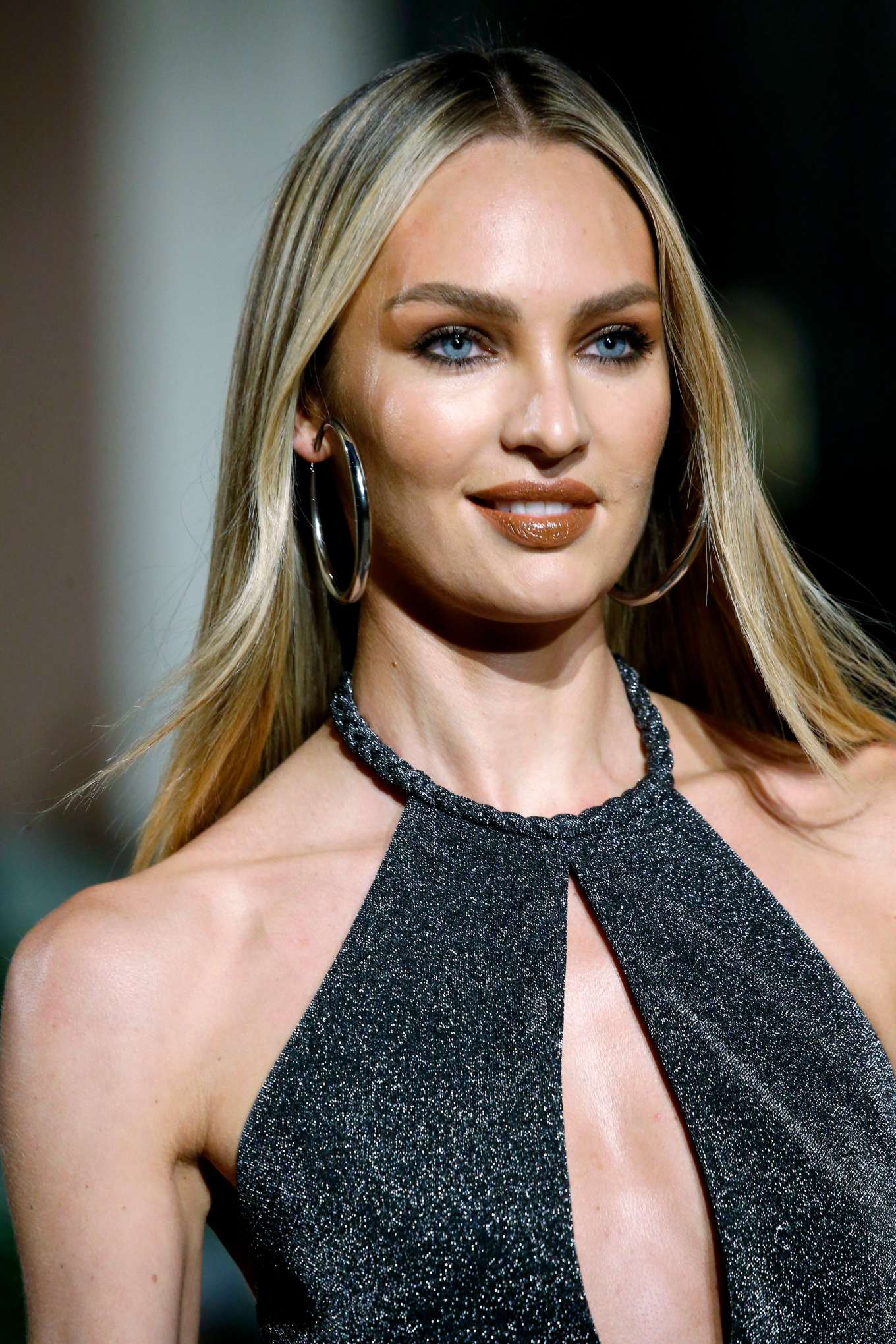 Candice Swanepoel - Tommy Hilfiger Runway Show SS 2020-06 | GotCeleb