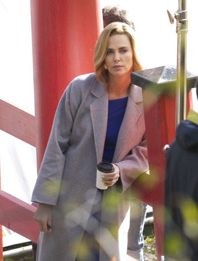 Charlize Theron on the set of Flarsky -05 | GotCeleb