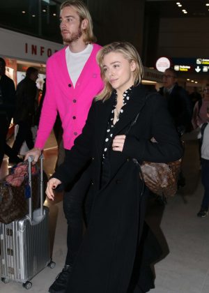 Chloe Moretz - Arriving at Charles de Gaulle Airport in Paris