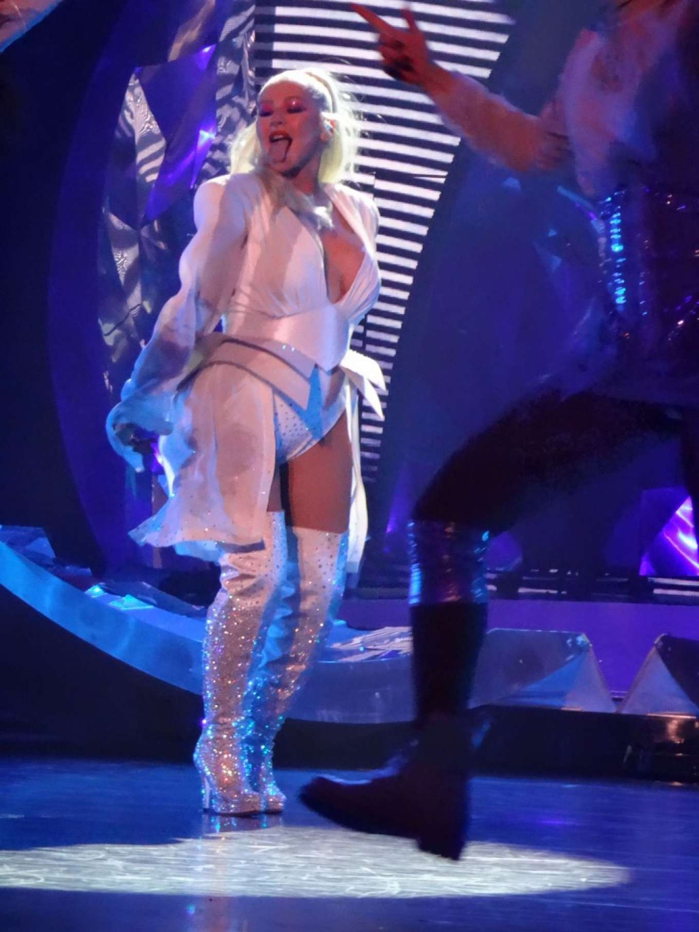 Christina Aguilera Performs At The Zappos Theater In Las Vegas Gotceleb