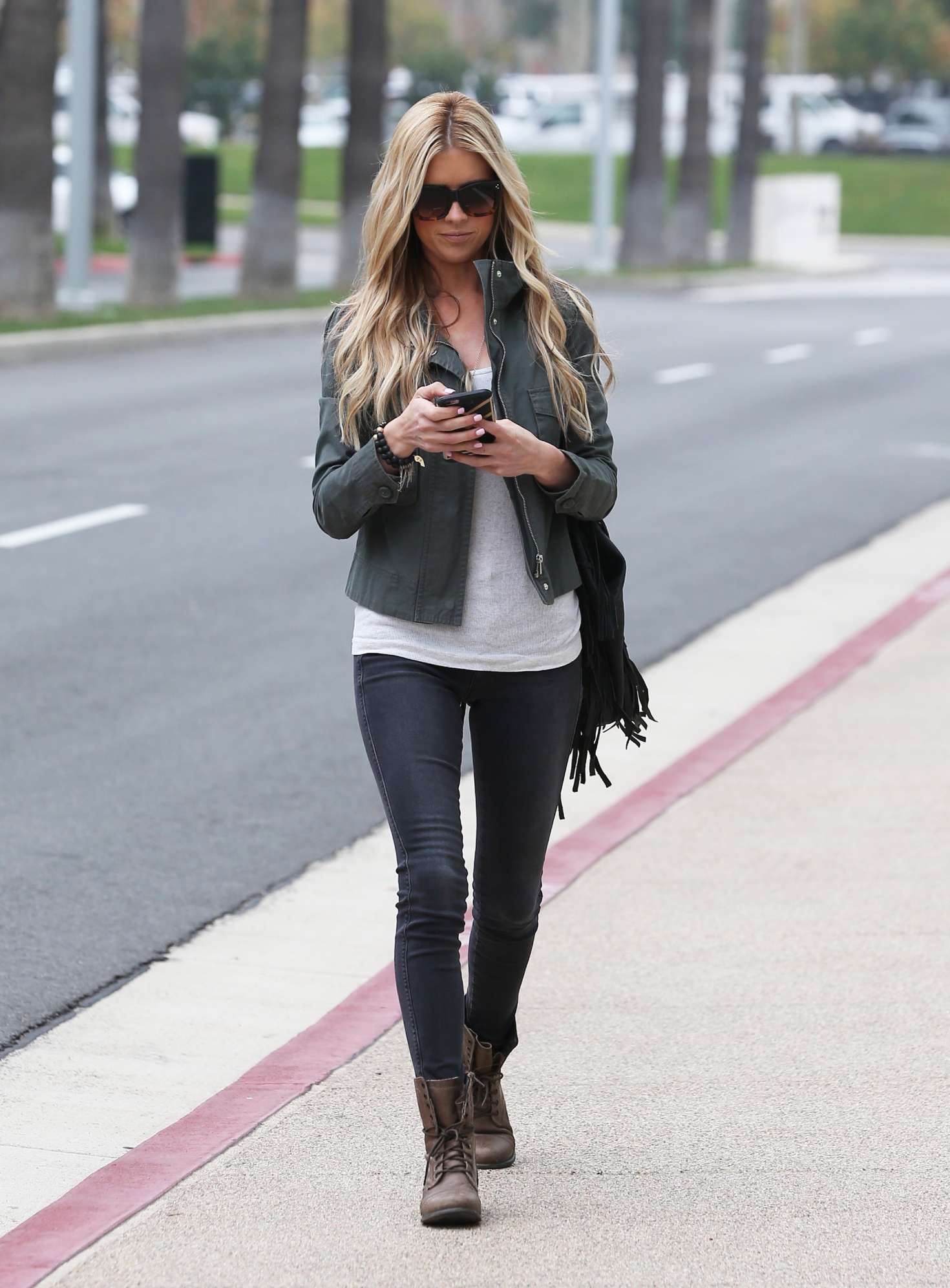 Christina El Moussa at MacArthur Court House -06 | GotCeleb