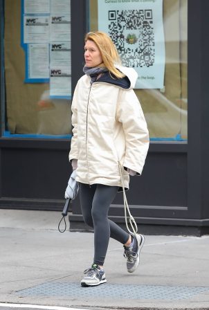 Claire Danes - Steps out in New York