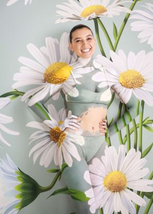 Daisy Lowe - Painted by World-Leading Body Paint artist Carolyn Roper