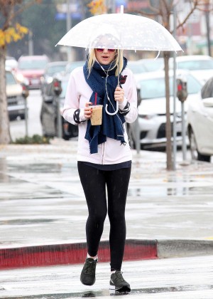 Dakota Fanning - Out and about in Studio City