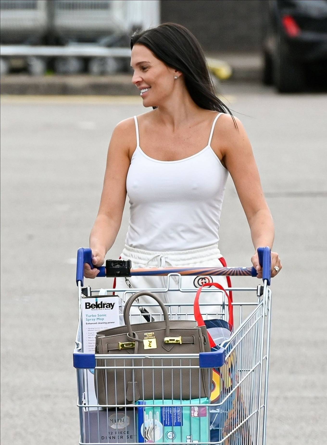 Danielle Lloyd – Shopping in Birmingham