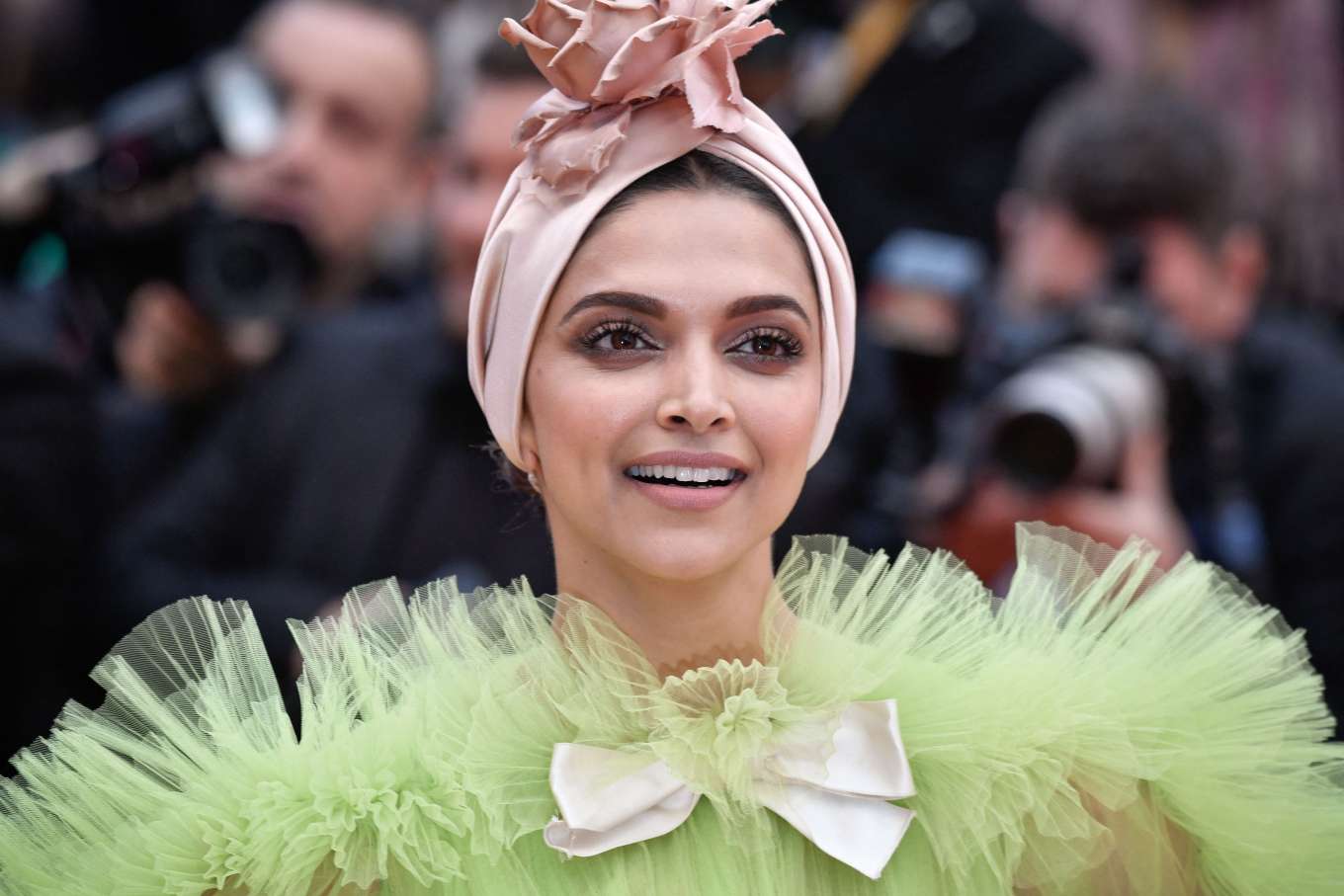 Deepika Padukone: Dolor y Gloria Screening at 2019 Cannes Film Festival ...