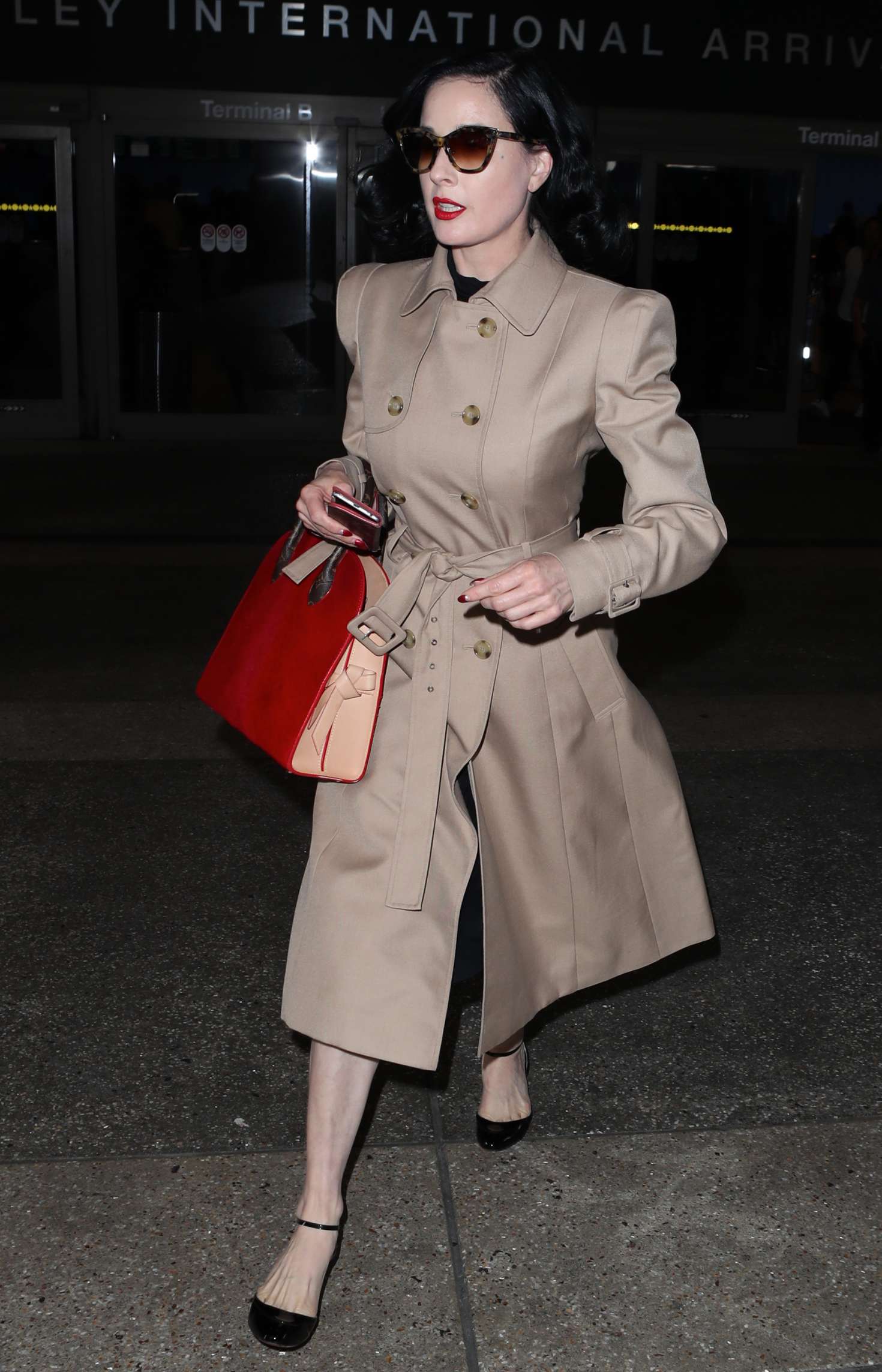 Dita Von Teese Arrives at LAX Airport -04 | GotCeleb