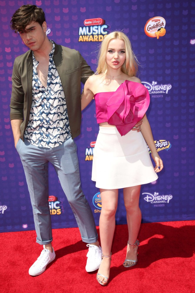 Index of /wp-content/uploads/photos/dove-cameron/2016-radio-disney ...