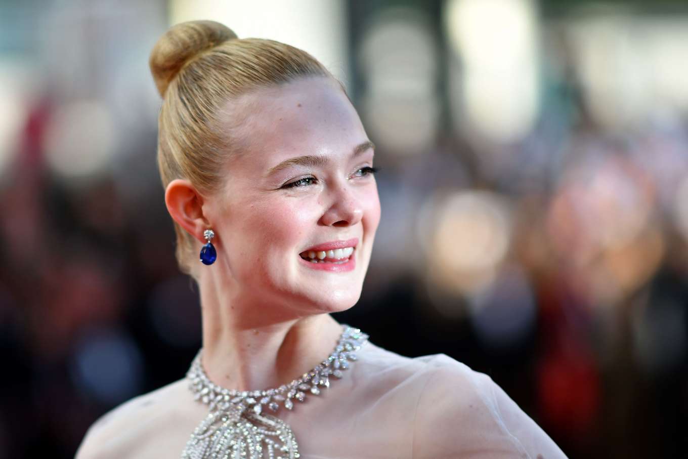 Elle Fanning â€“ 2019 Cannes Film Festival Closing Ceremony