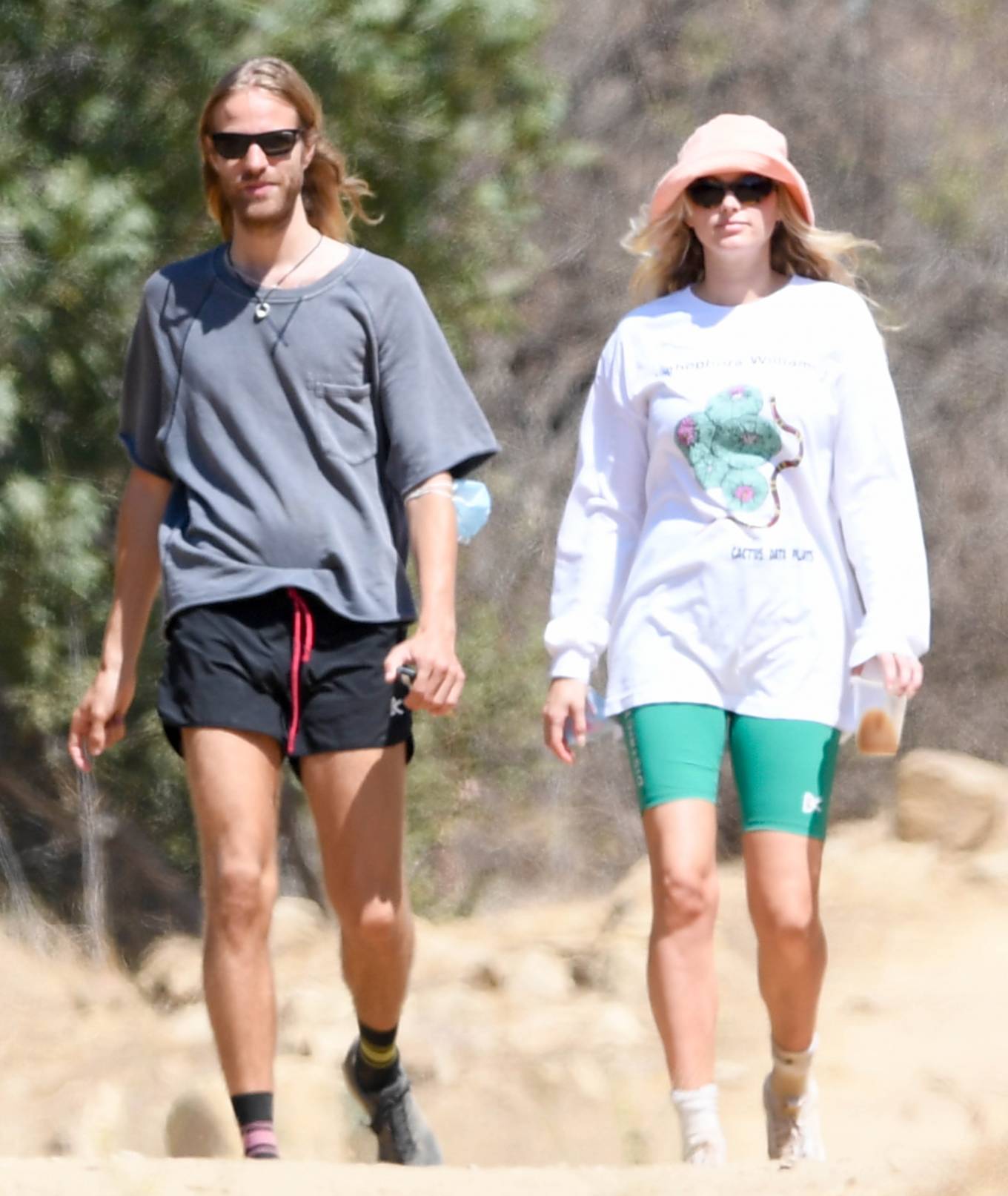 Elsa Hosk with Tom Daly – Hike in Los Angeles | GotCeleb